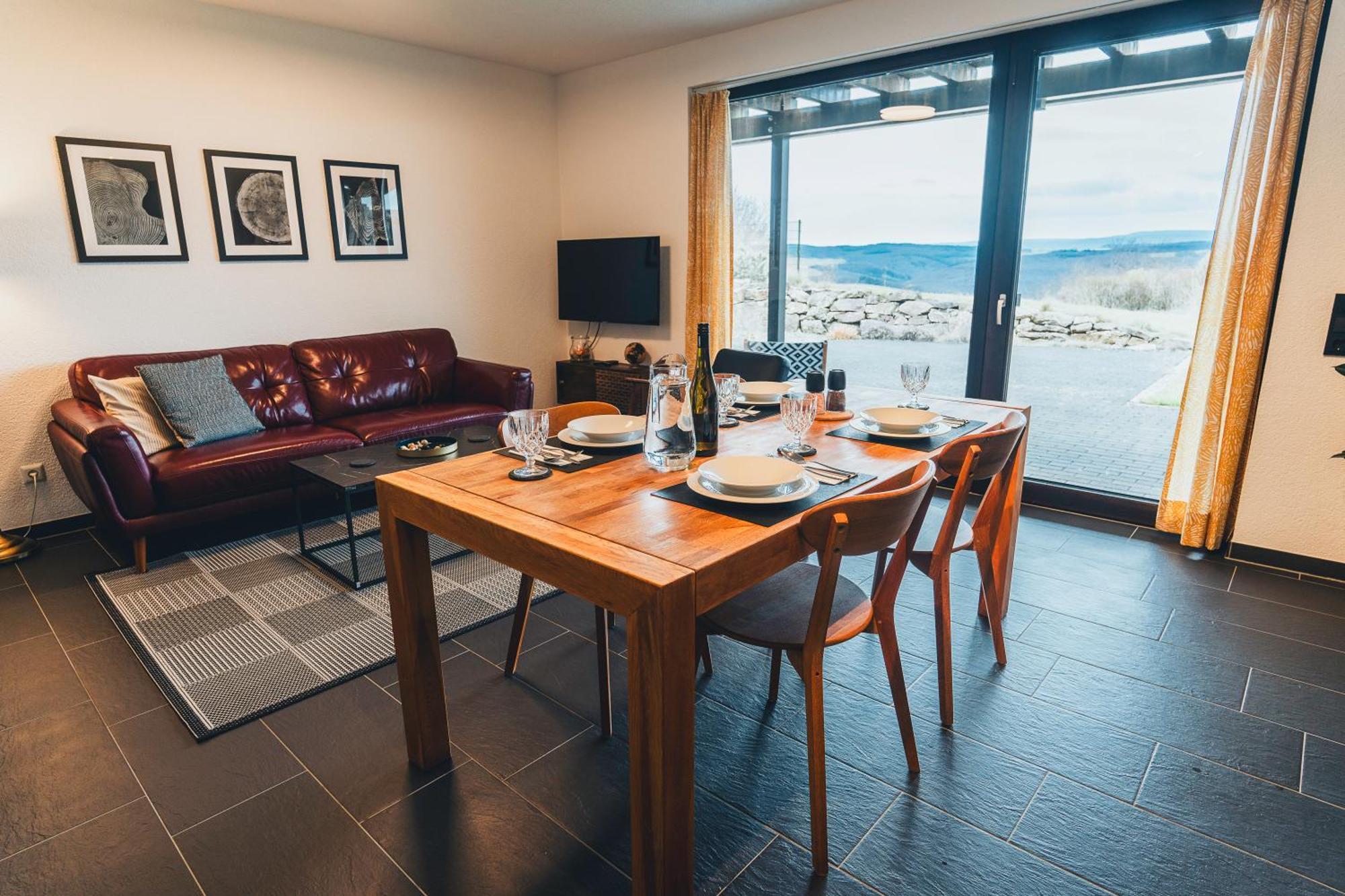 Hunsrueck Valley View Apartment With Cedar Sauna Bruschied Exteriér fotografie